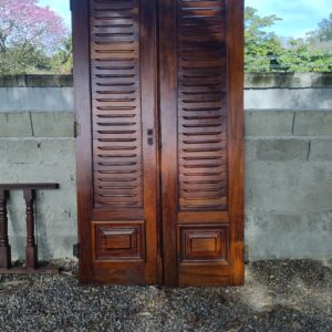 Porta de Madeira Estilo Veneziana (Par)